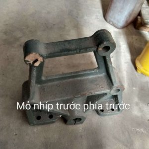 Mỏ nhíp trước phía trước