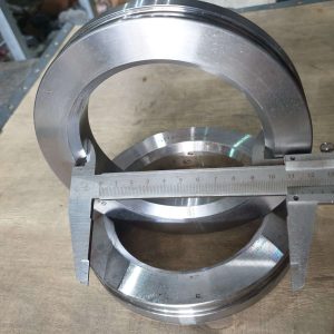 Ca phớt ba lăng C có rãnh