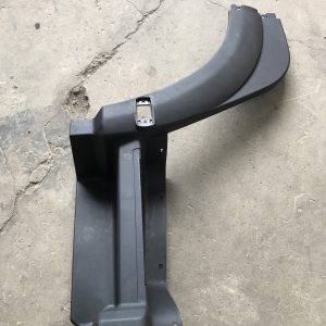 Vè chắn lốp nửa trước màu đen