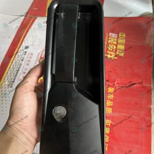 Tay nắm cửa ngoài cabin xe Howo A7/ SITRAK