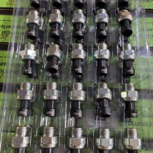 Cảm biến áp suất nhớt SITRAK chân nhỏ mã 0313