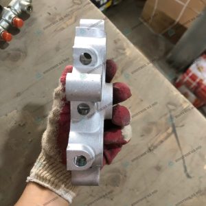 Giá đỡ càng cua cài số 3 lỗ HW19710T